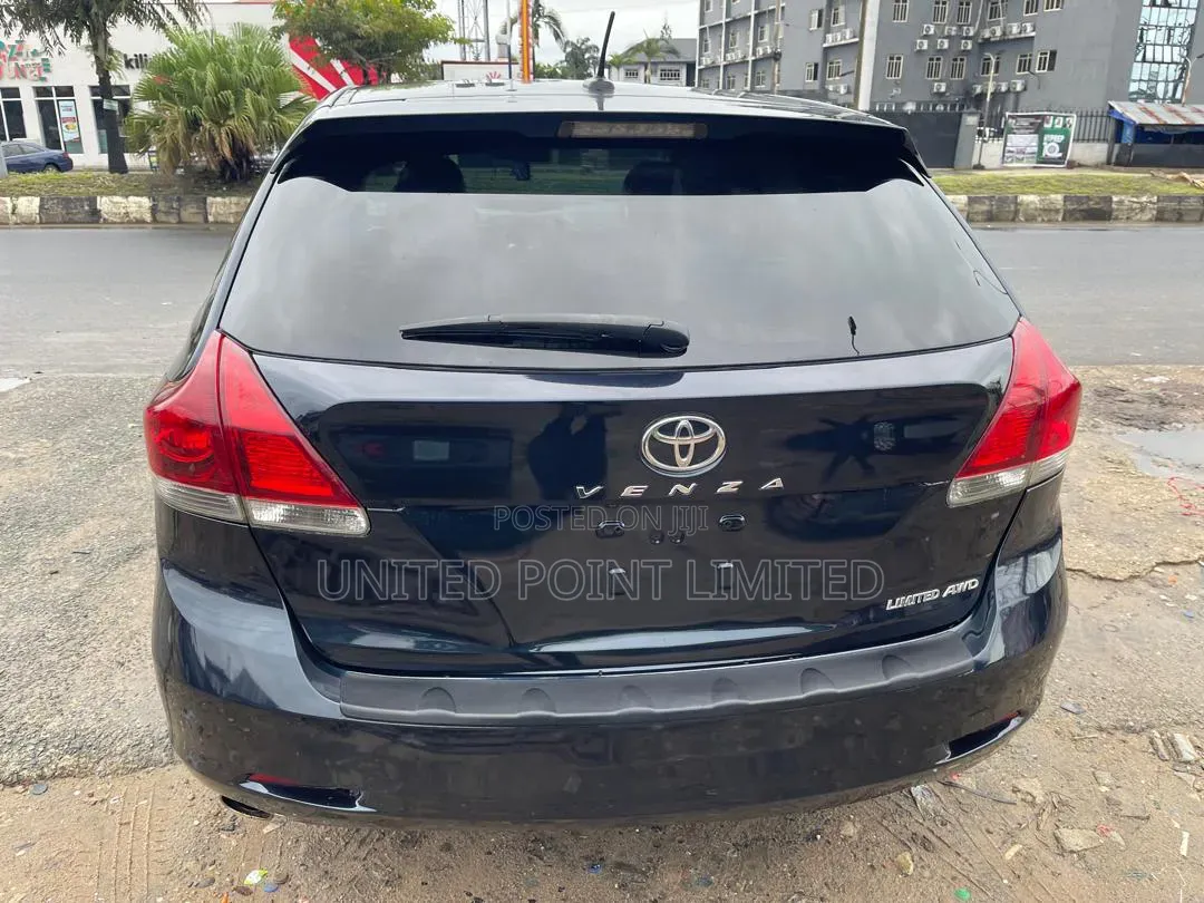 Toyota Venza 2014 Black