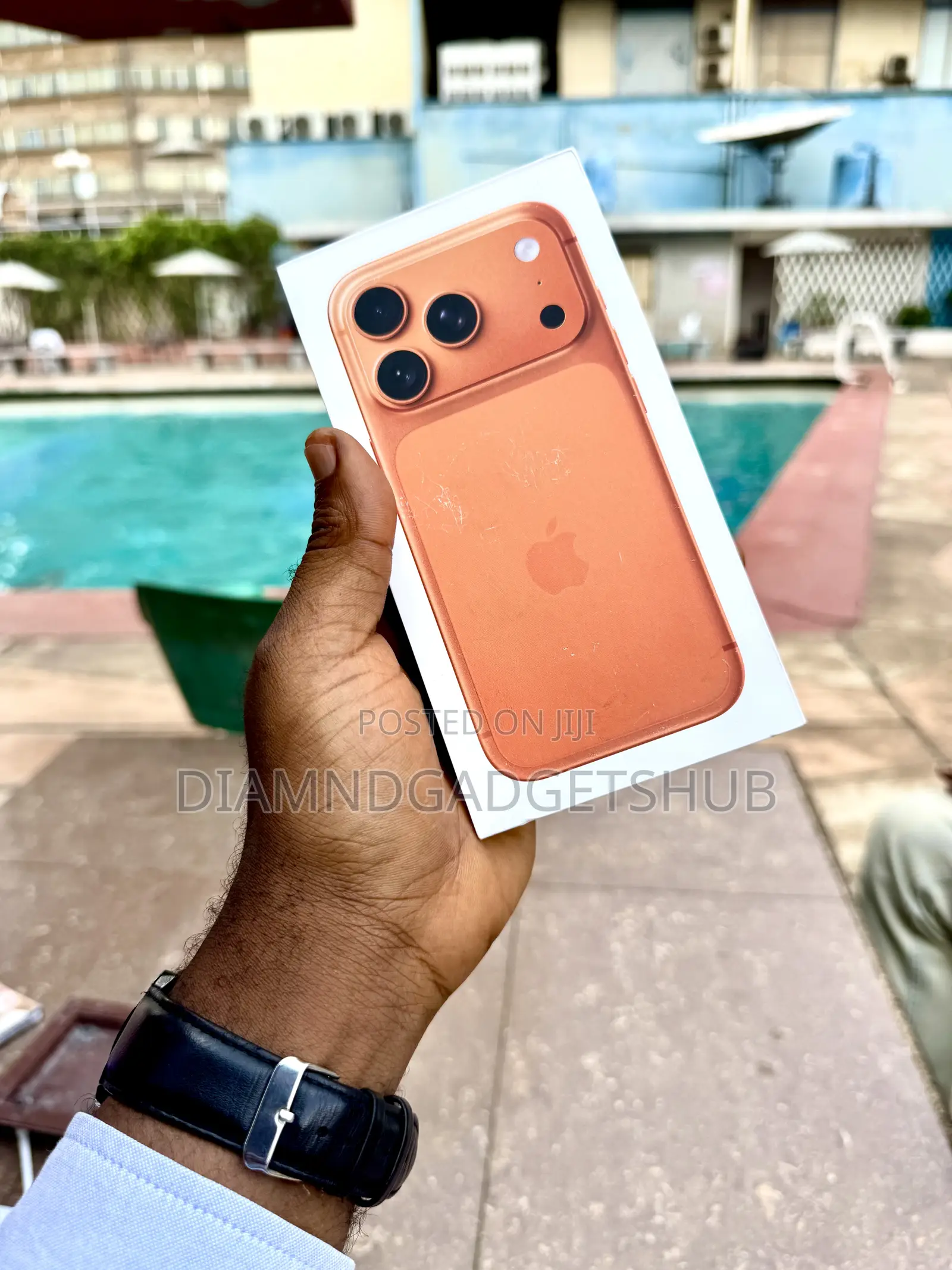 New Apple iPhone 17 Pro 256 GB Orange