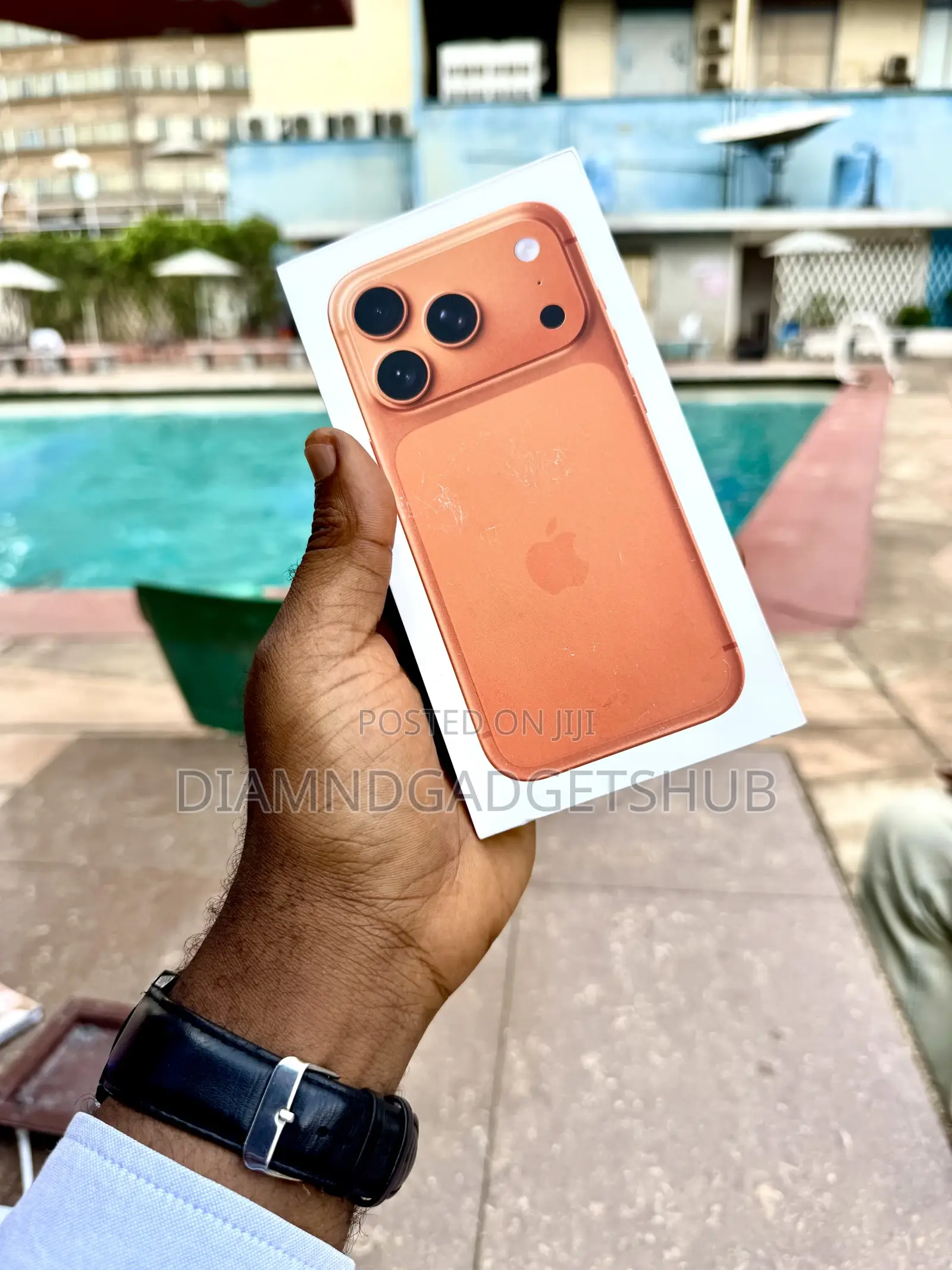 New Apple iPhone 17 Pro 256 GB Orange