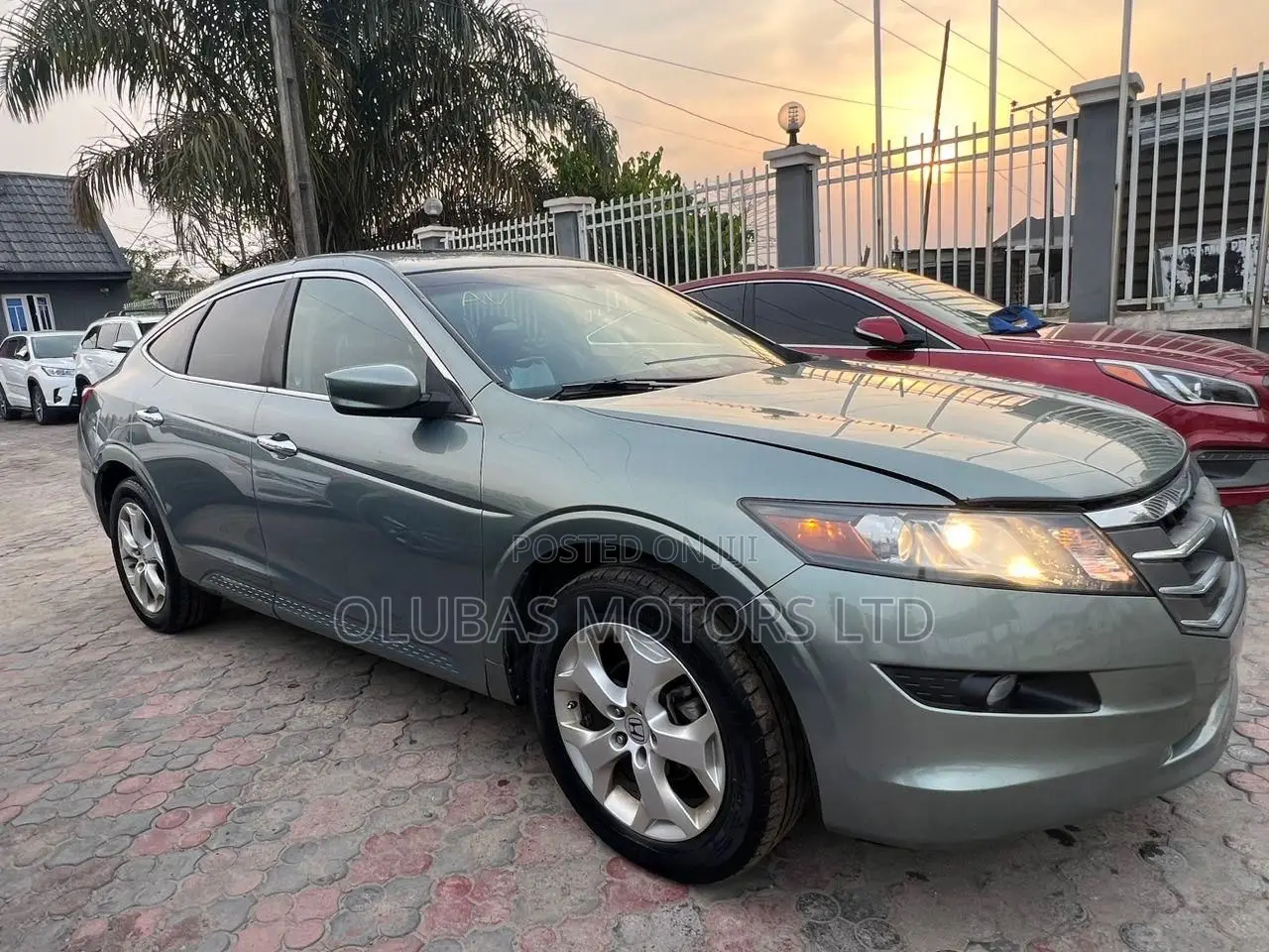 Honda Accord Crosstour 2010 Blue