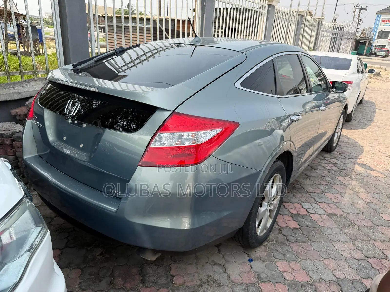 Honda Accord Crosstour 2010 Blue