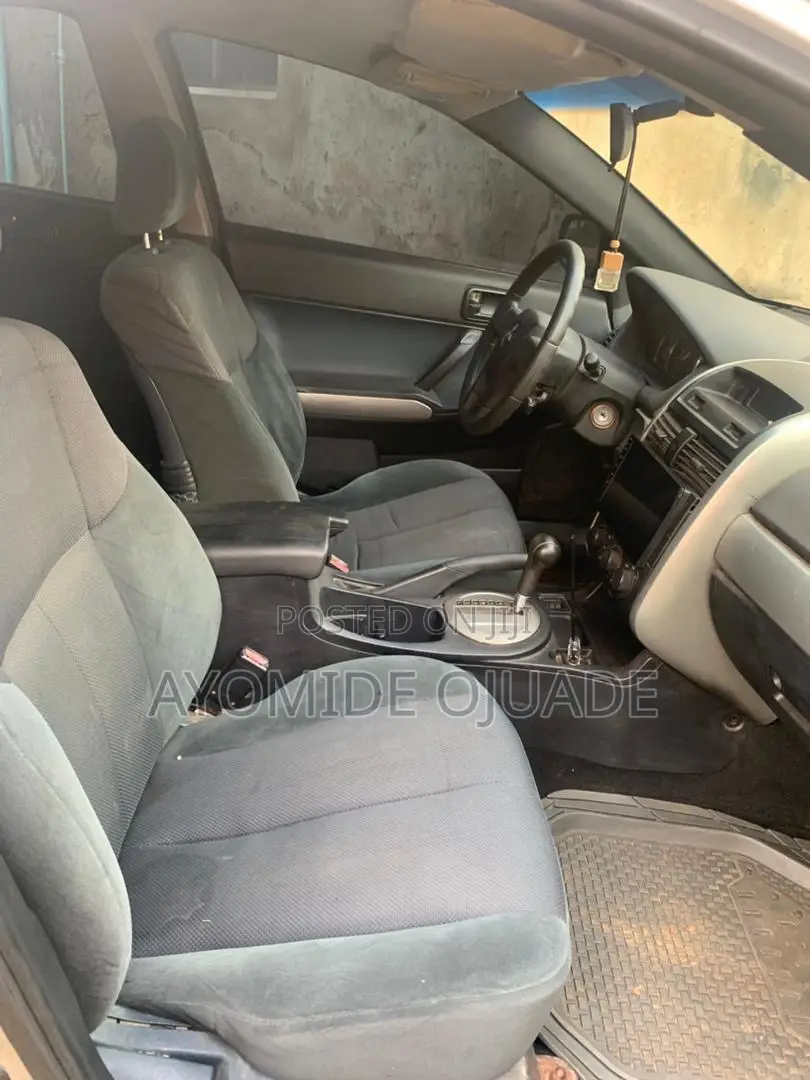 Mitsubishi Galant 2005 Silver