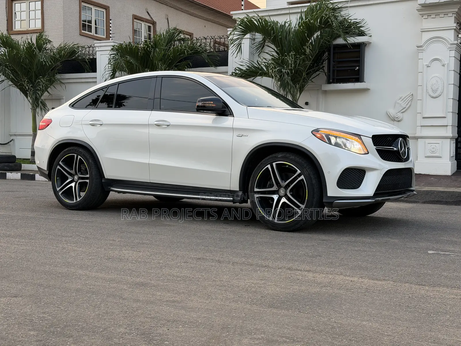 Mercedes-Benz GLE-Class AMG GLE 43 4MATIC 2018 White