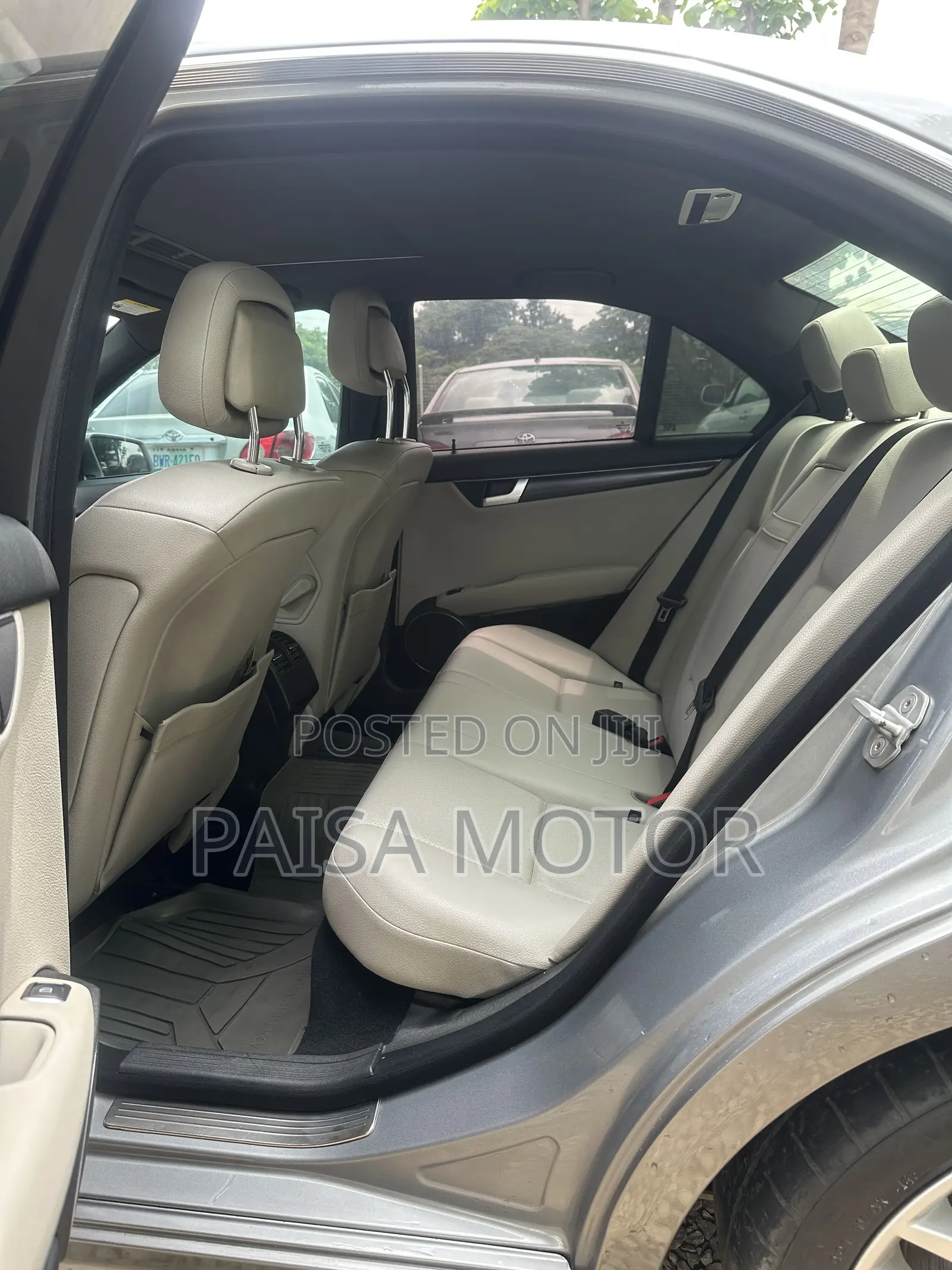 Mercedes-Benz C250 2012 Gray