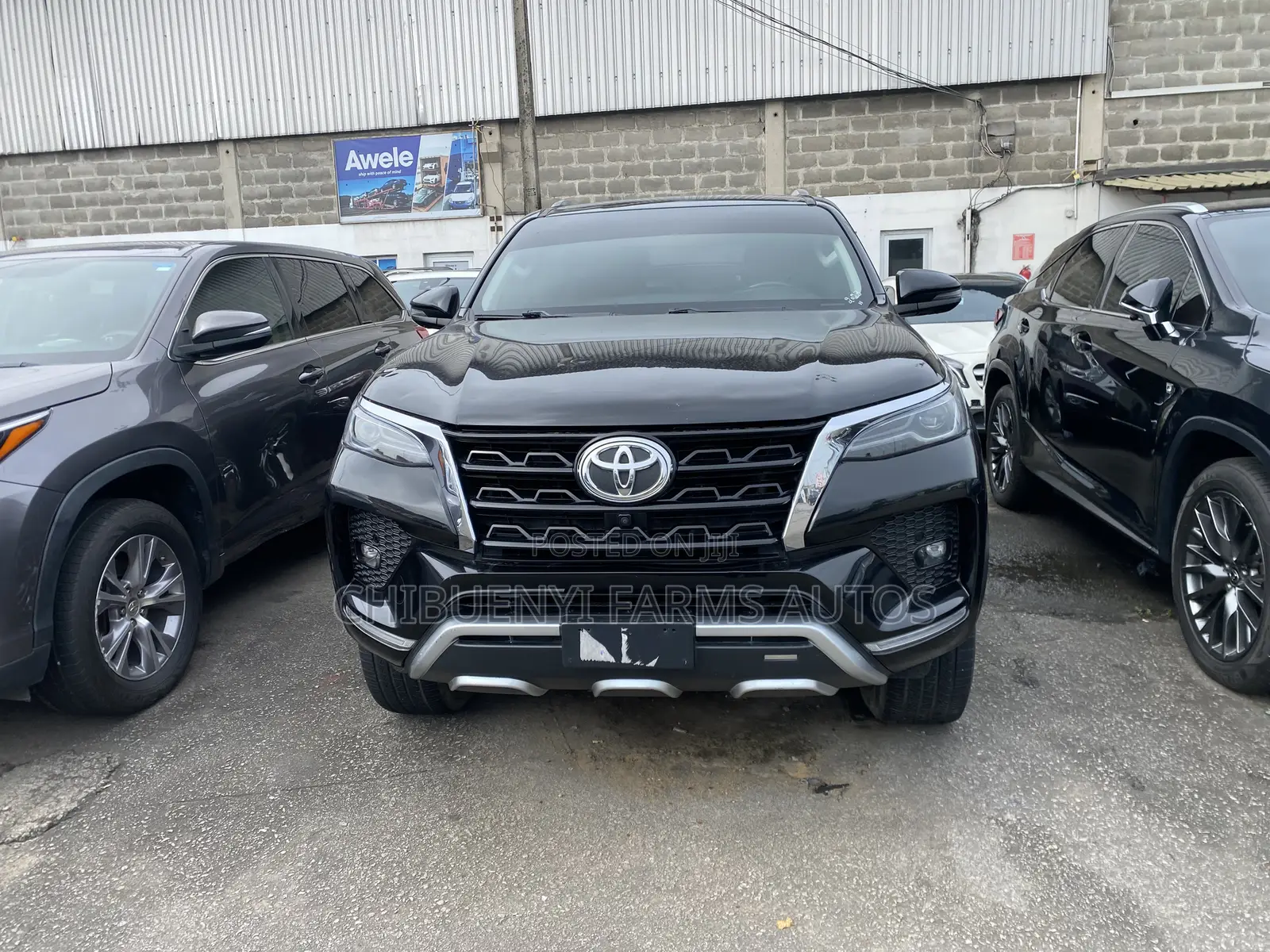 Toyota Fortuner 2023 Black