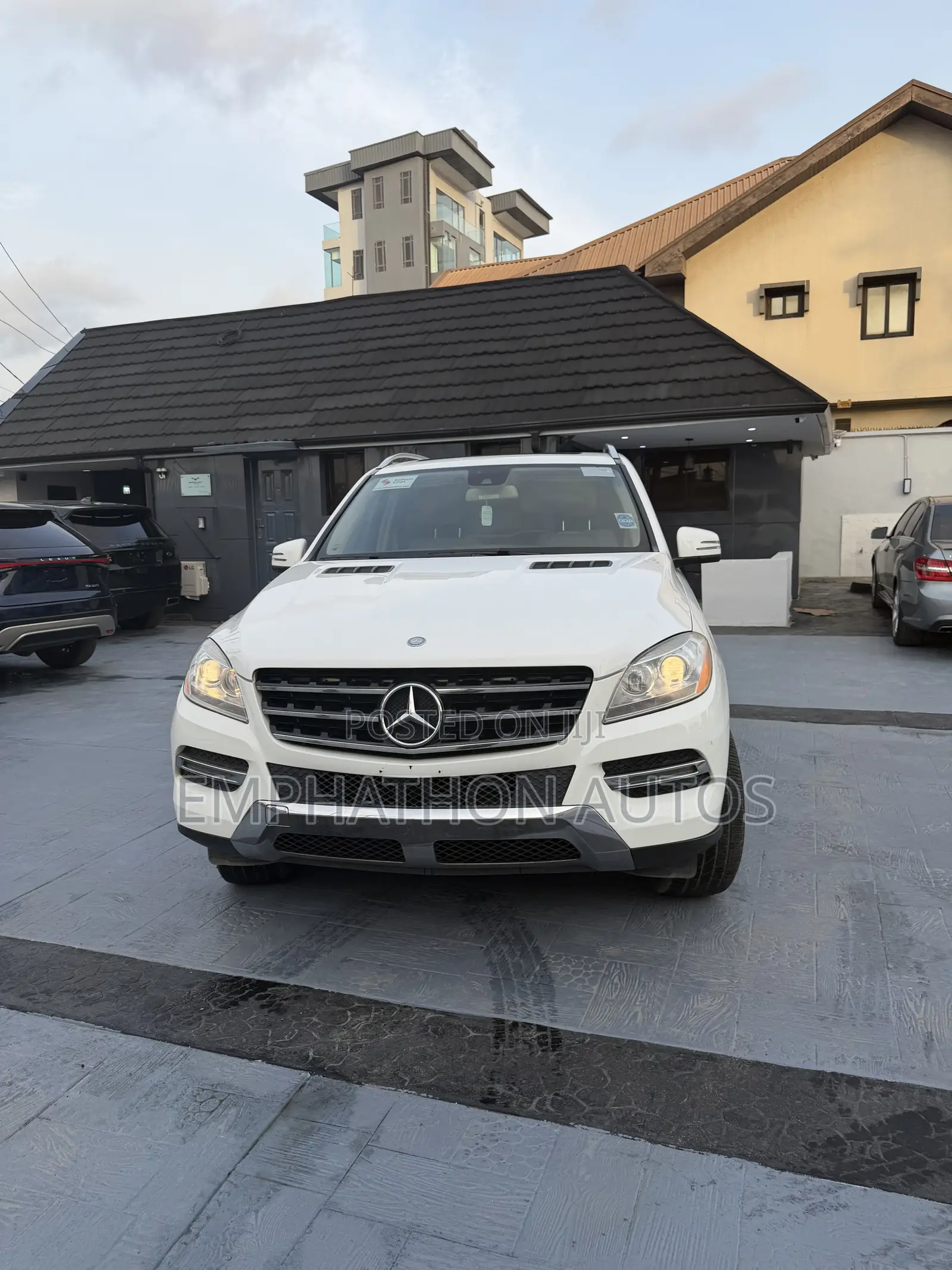 Mercedes-Benz M Class ML350 4MATIC 4dr SUV AWD (3.5L 6cyl 7A) 2015