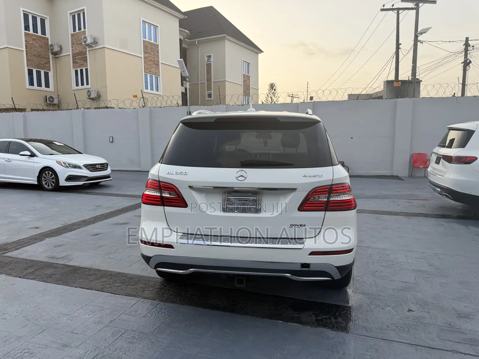 Mercedes-Benz M Class ML350 4MATIC 4dr SUV AWD (3.5L 6cyl 7A) 2015