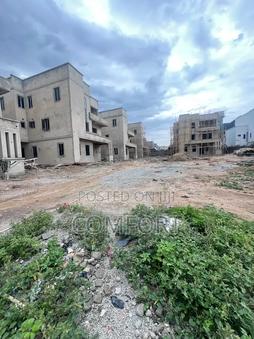 Furnished 4bdrm Duplex in Kado Estate for sale