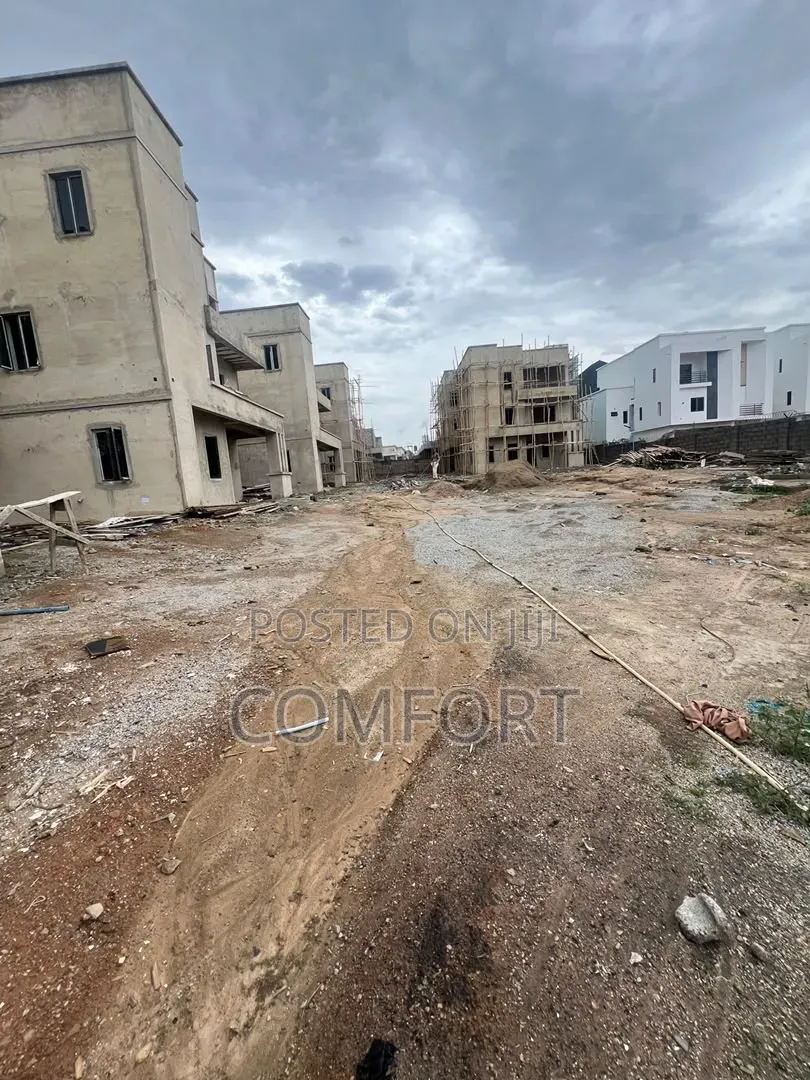 Furnished 4bdrm Duplex in Kado Estate for sale
