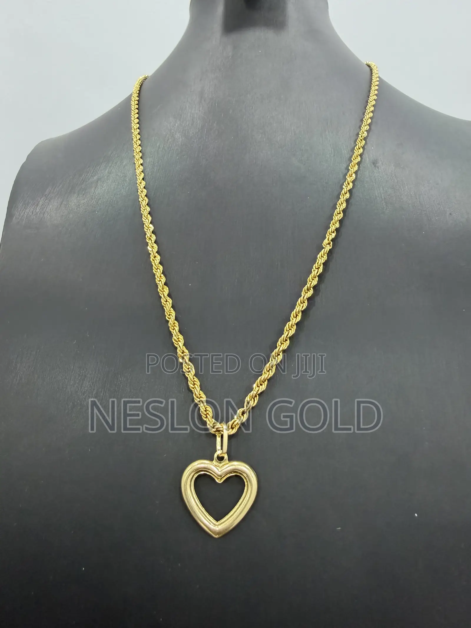 Italy 750 Tested 18karat Solid With Heart Design