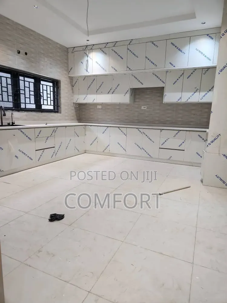 4bdrm Duplex in 1St Gate, Asokoro for rent