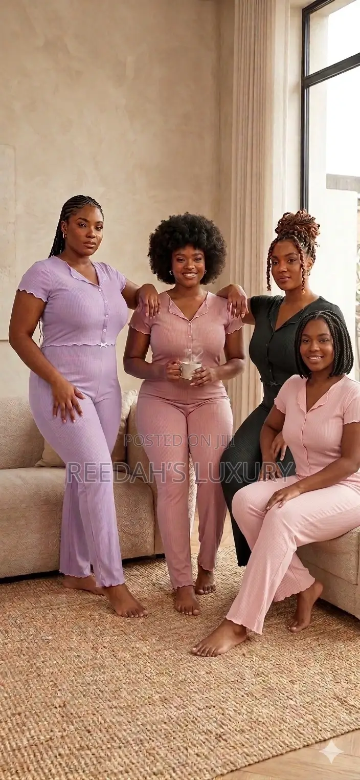 Luna Ribbed Lounge Set