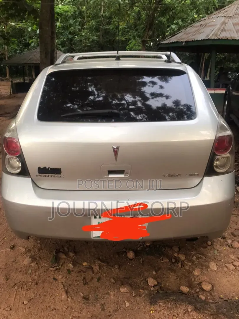 Pontiac Vibe 1.8L 2010 Silver