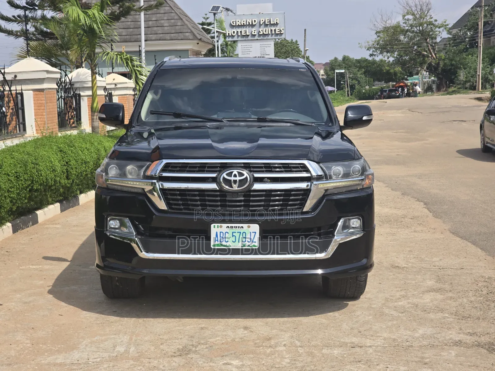 Toyota Hilux 2015 Black
