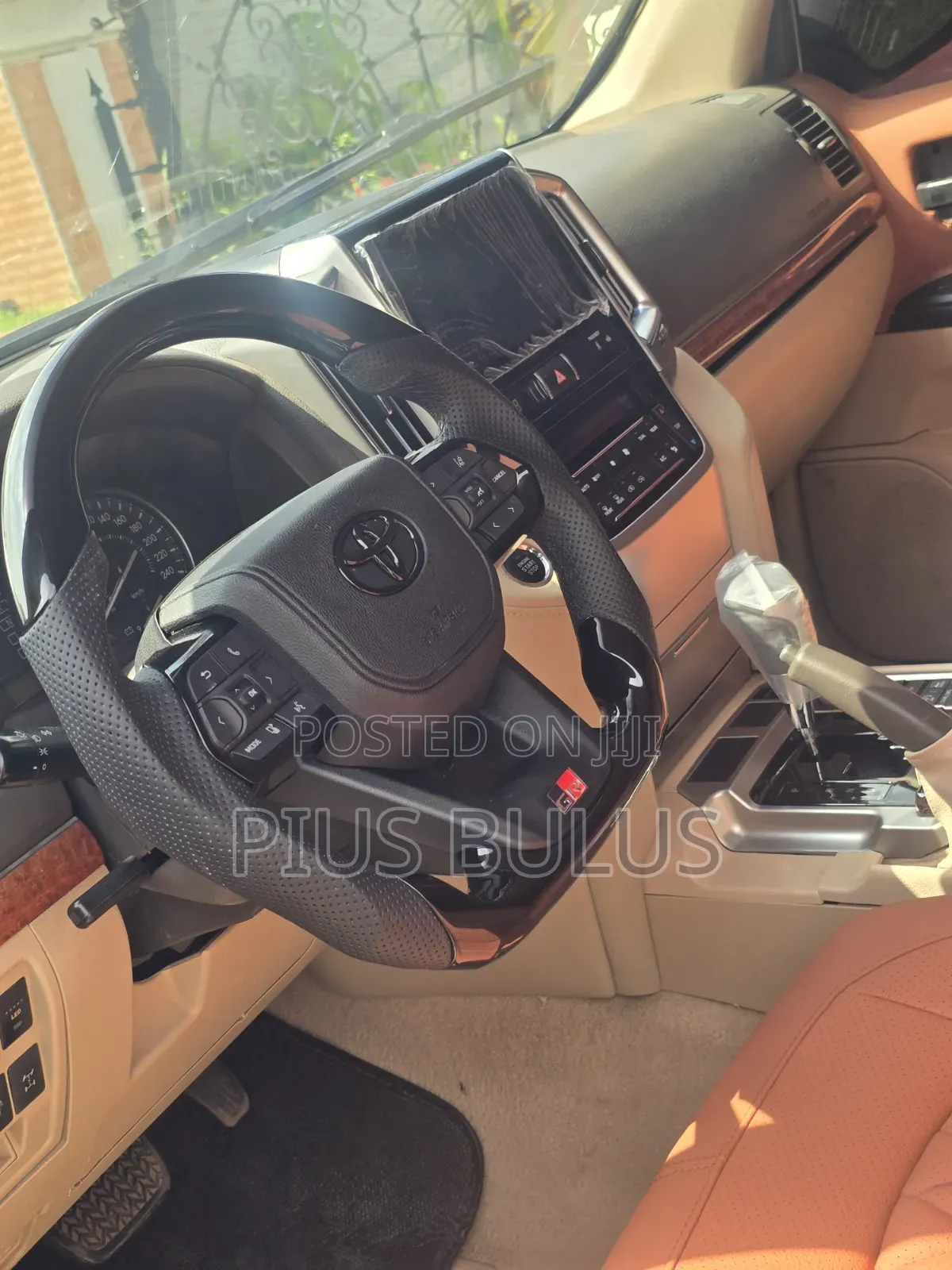 Toyota Hilux 2015 Black