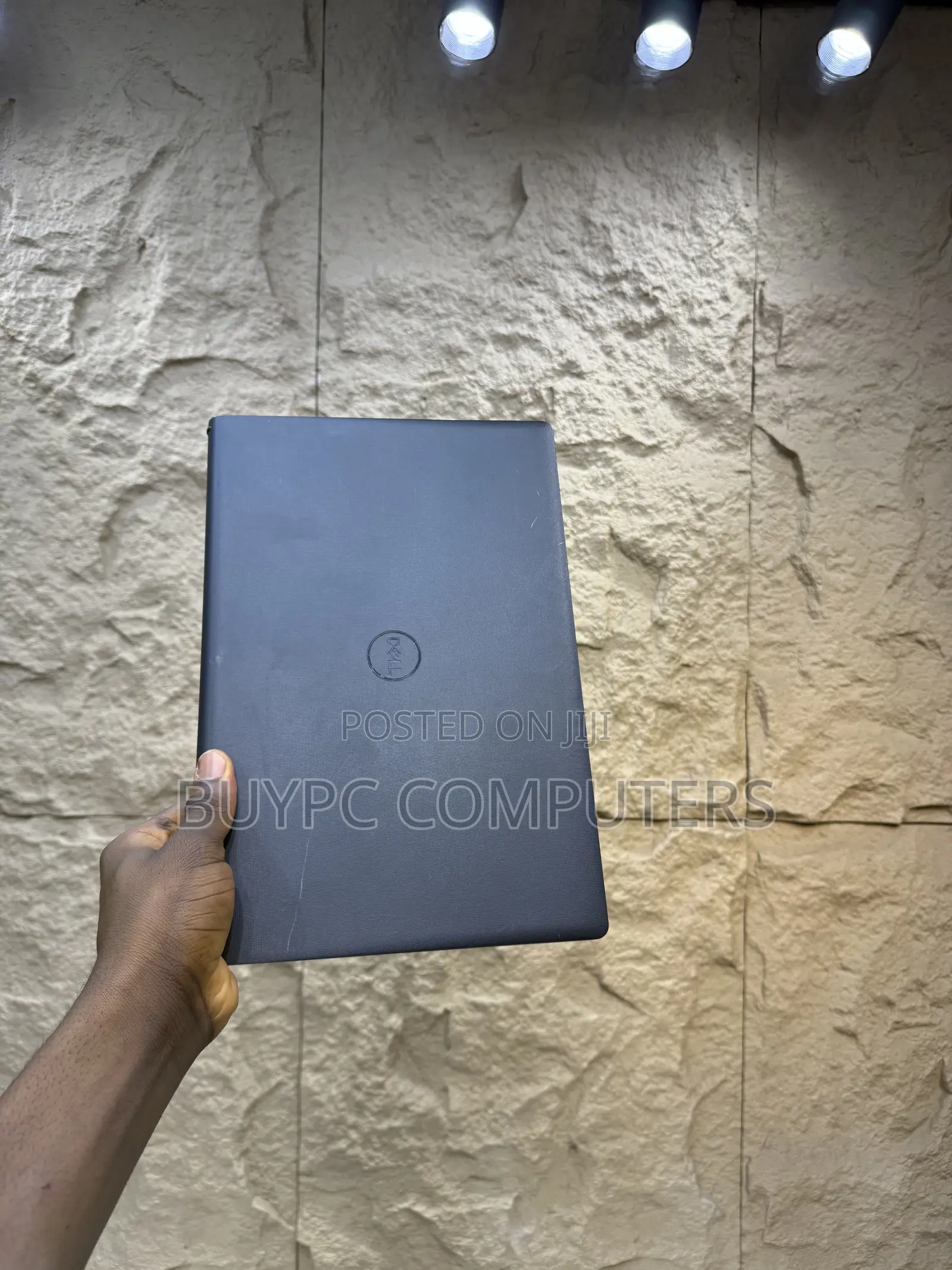 Laptop Dell Vostro 3520 16GB Intel Core i7 SSD 256GB