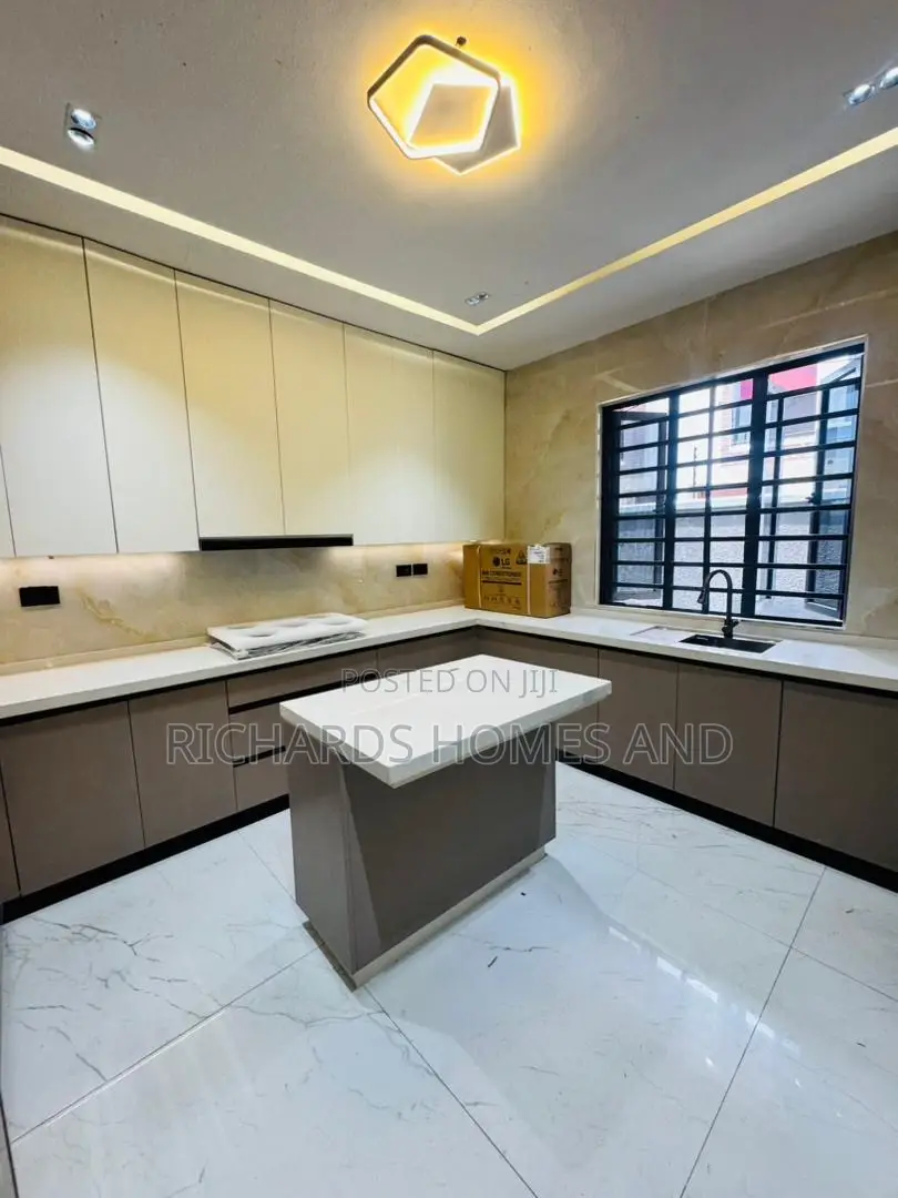 Furnished 4bdrm Duplex in Opebi for sale