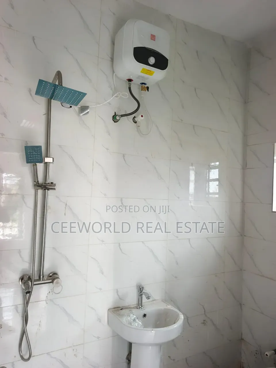 3bdrm Duplex in Olorunda Akobo for rent