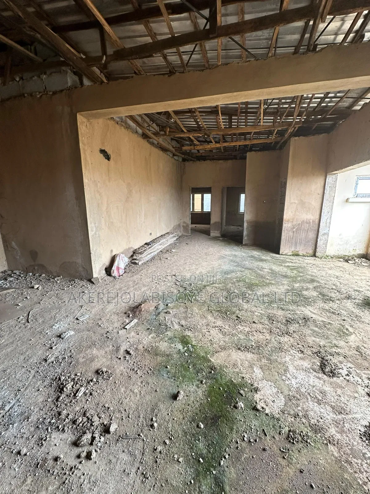 2bdrm Apartment in Paradise 2 Lifecamp for sale
