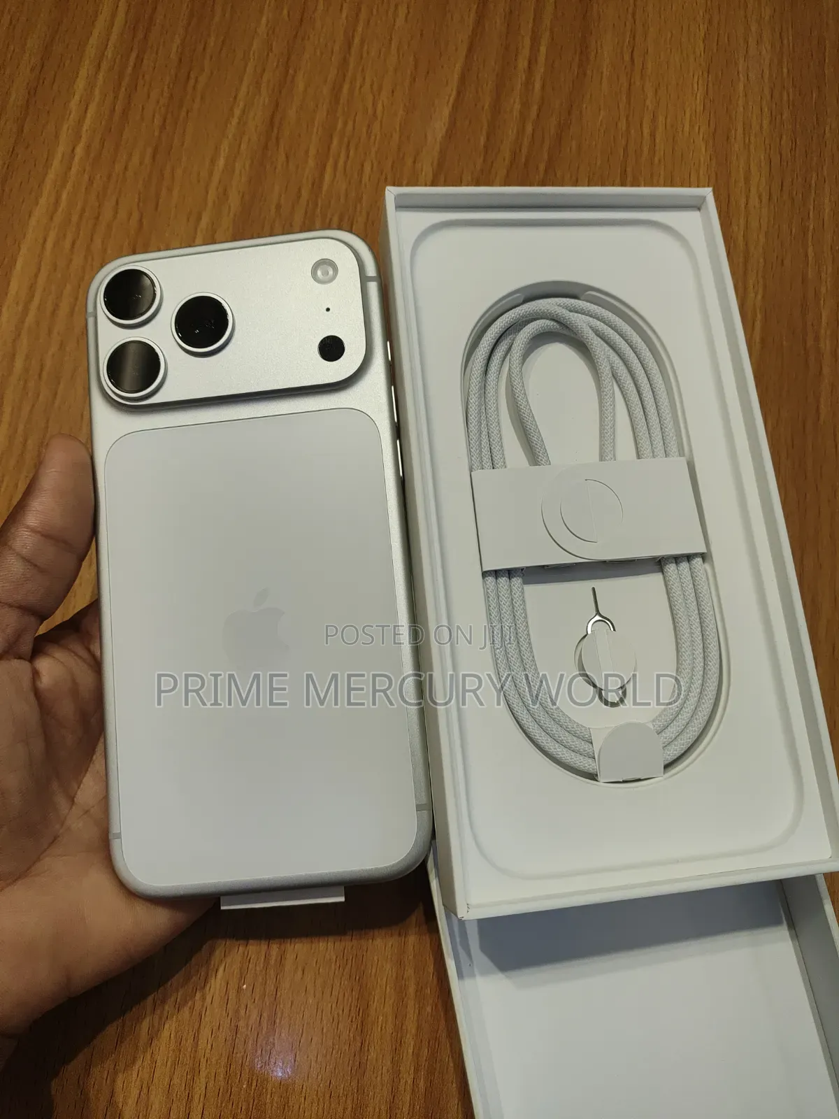 Apple iPhone 17 Pro Max 256 GB Silver
