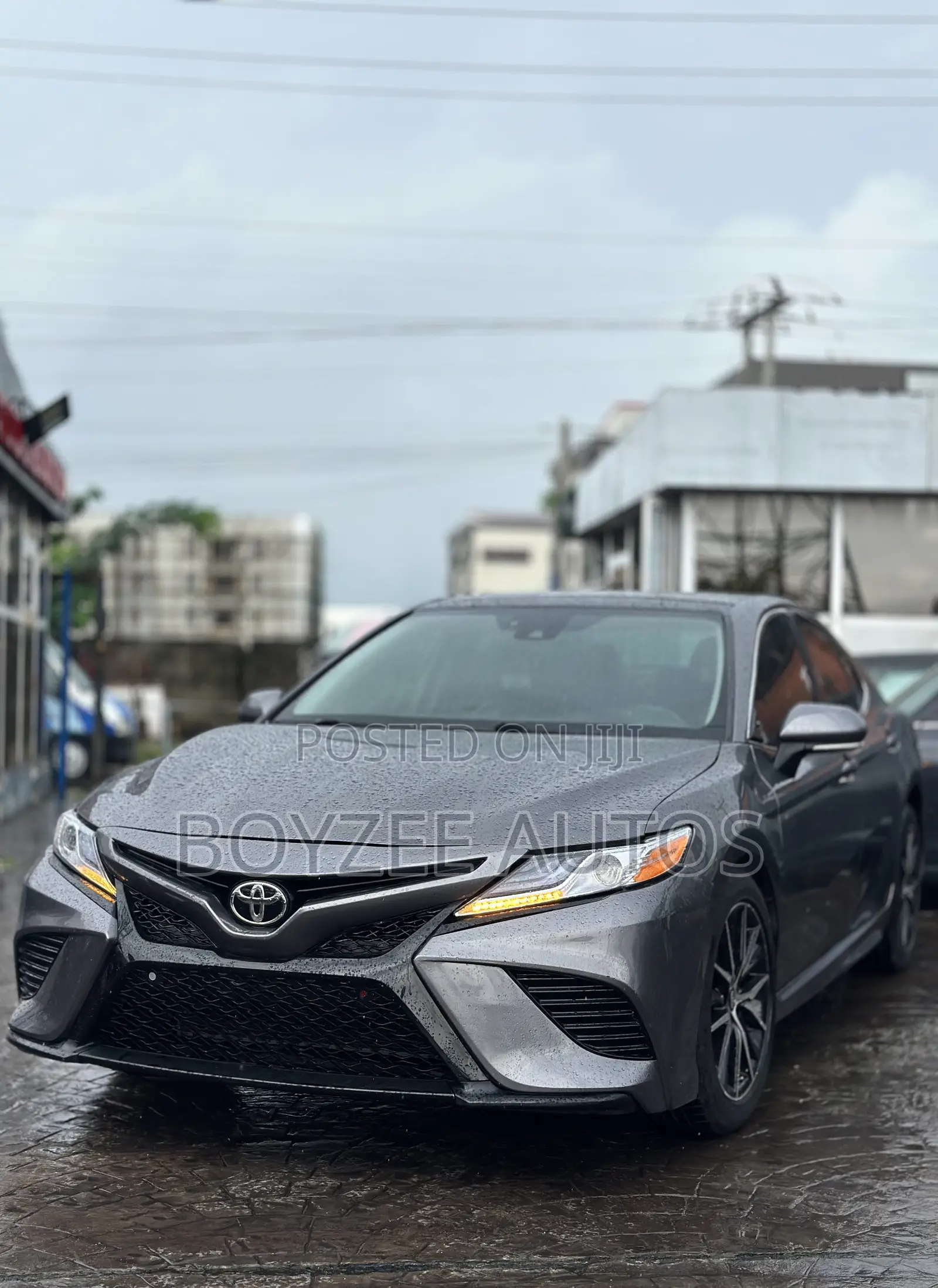 Toyota Camry 2018 Gray
