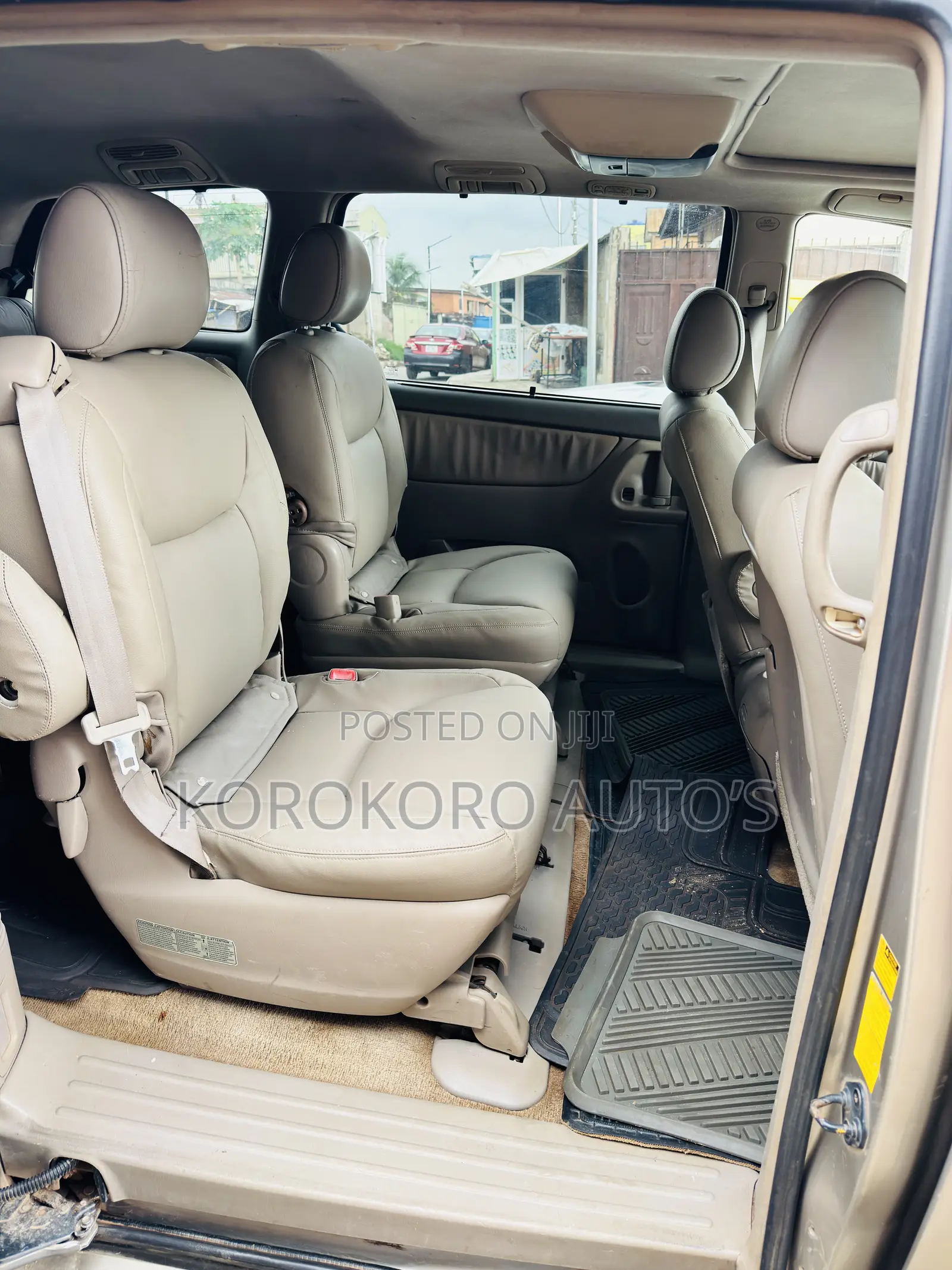 Toyota Sienna XLE Limited AWD 2006 Gold