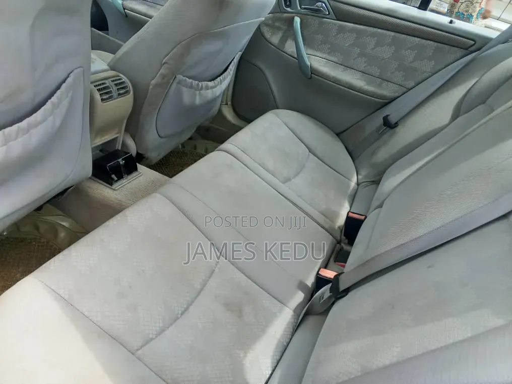 Mercedes-Benz C300 2002 Blue