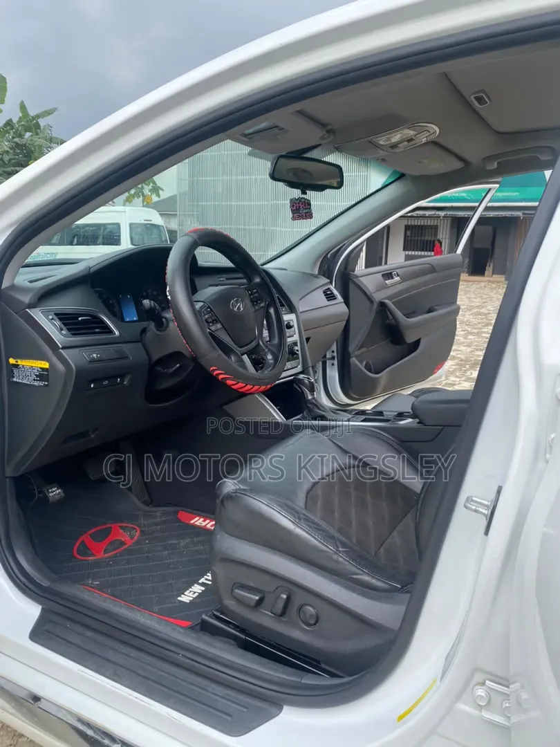 Hyundai Sonata Sport Sedan FWD (2.4L 4cyl 6A) 2017 White