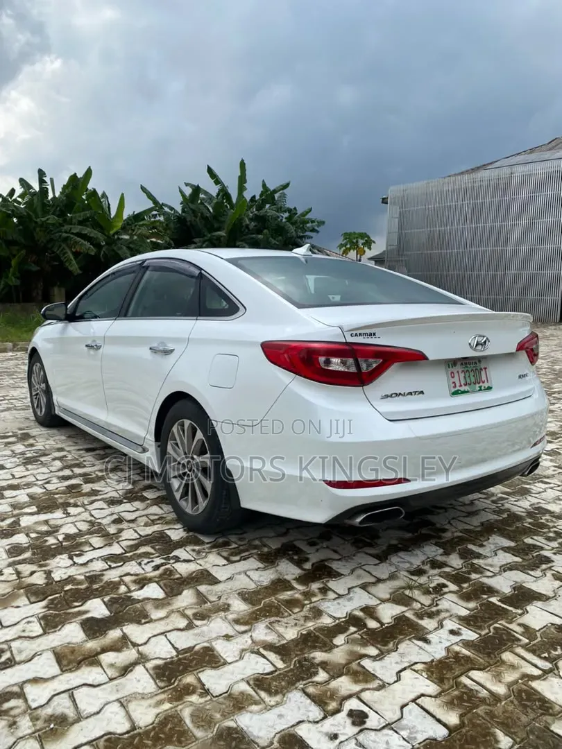 Hyundai Sonata Sport Sedan FWD (2.4L 4cyl 6A) 2017 White