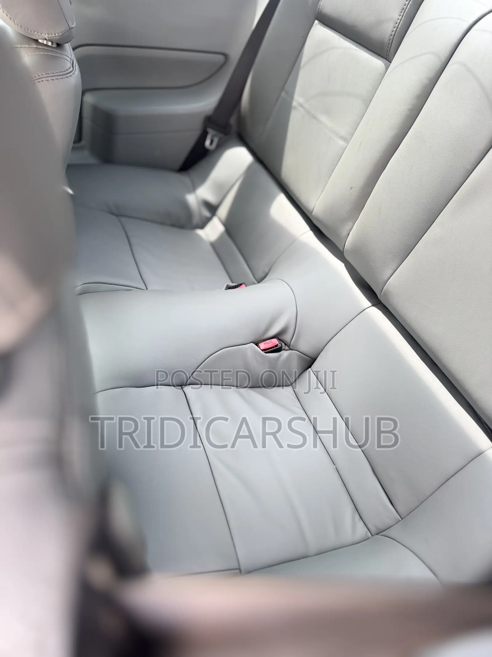 Ford Mustang Deluxe Coupe 2008 Silver