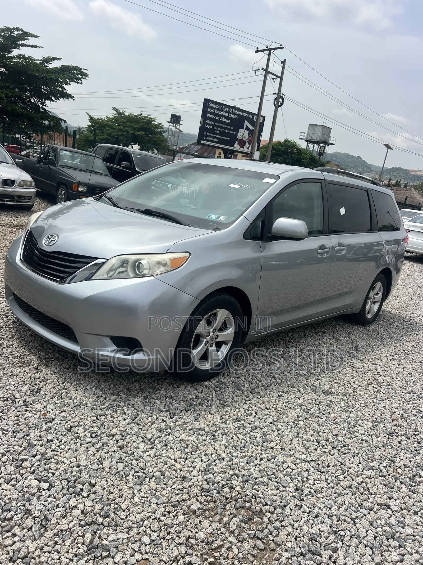 Toyota Sienna LE AWD 7-Passenger 2013 Silver