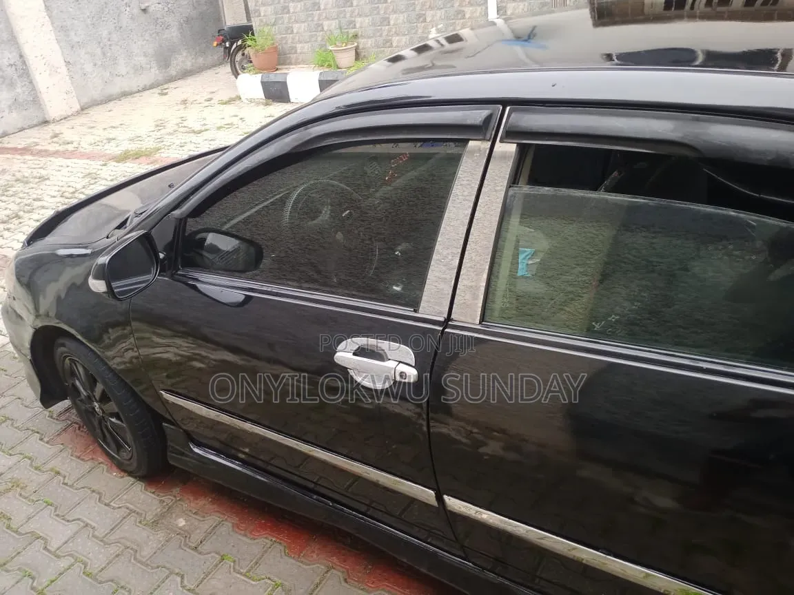 Toyota Corolla 2007 Black