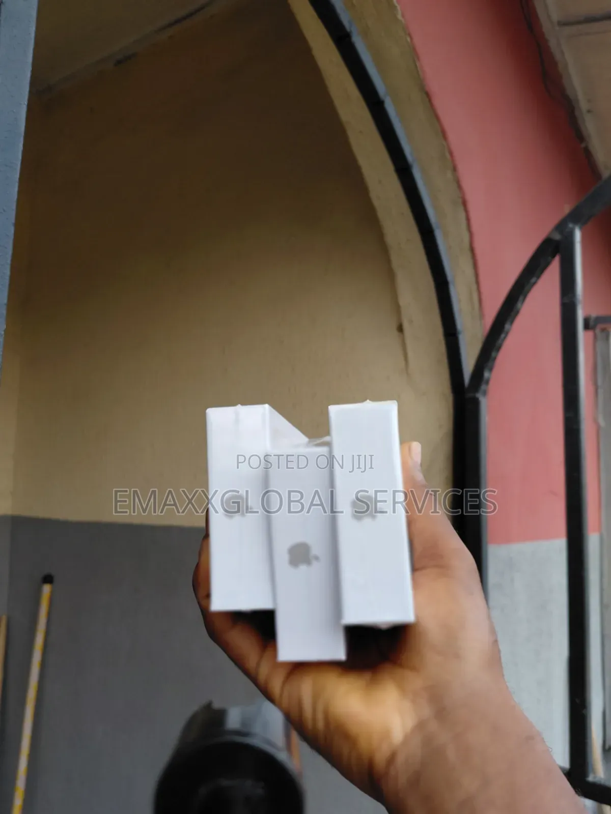 New Apple iPhone 13 128 GB White
