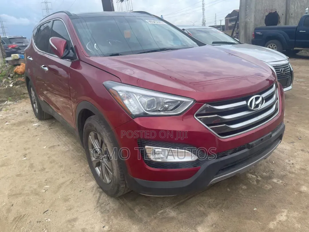 Hyundai Santa Fe SE AWD 2016 Red
