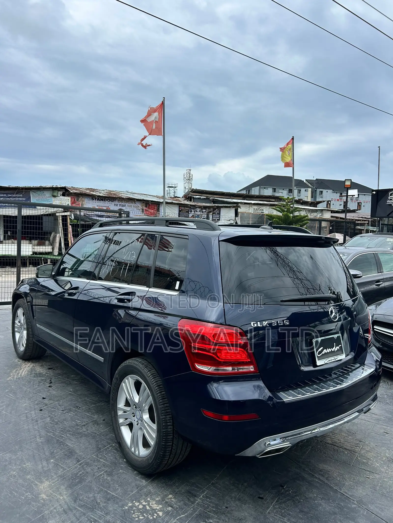 Mercedes-Benz GLK-Class Base GLK 350 4dr AWD 4MATIC (3.5L 6cyl 7A) 2015