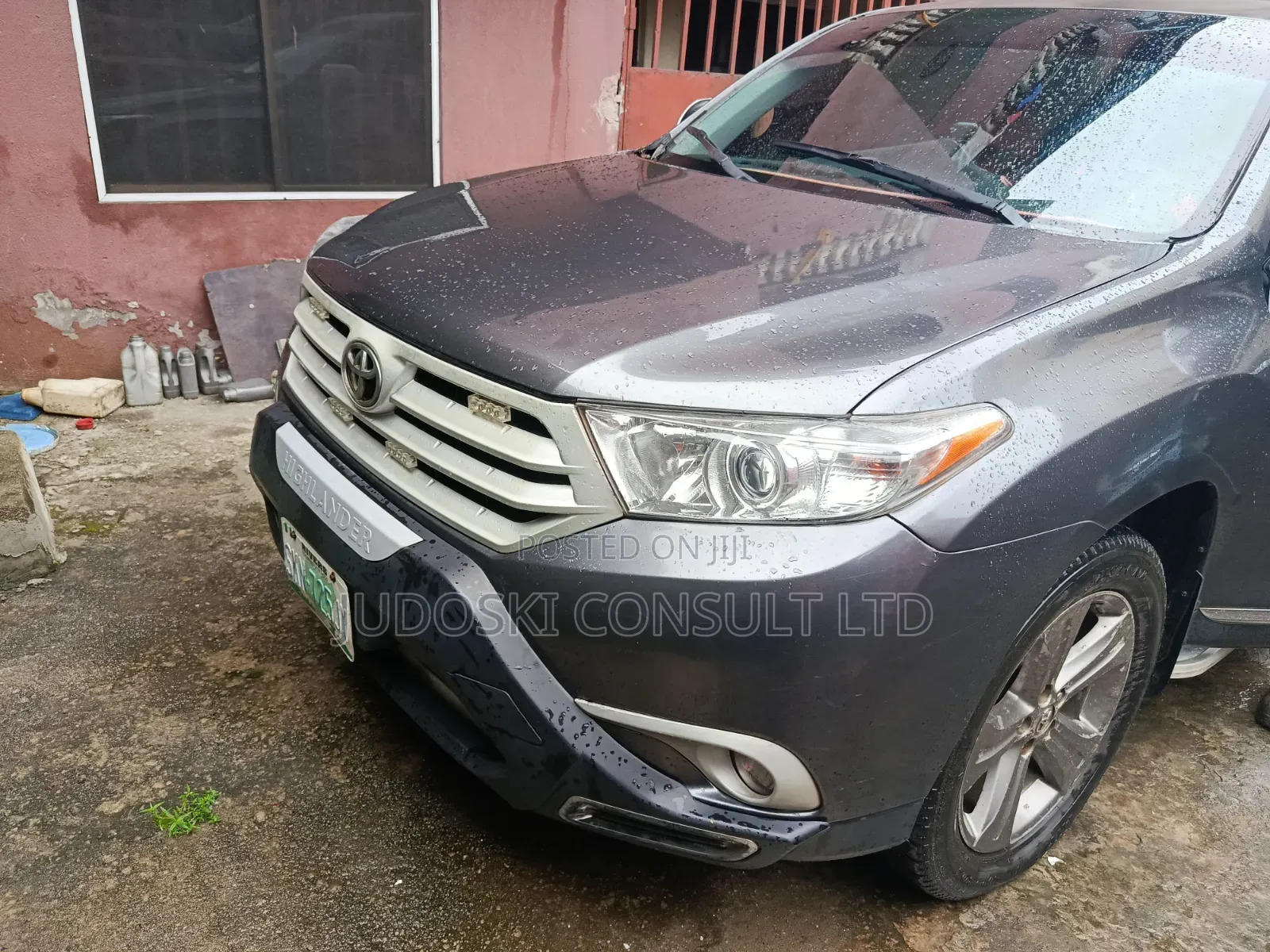 Toyota Highlander 2013 Brown