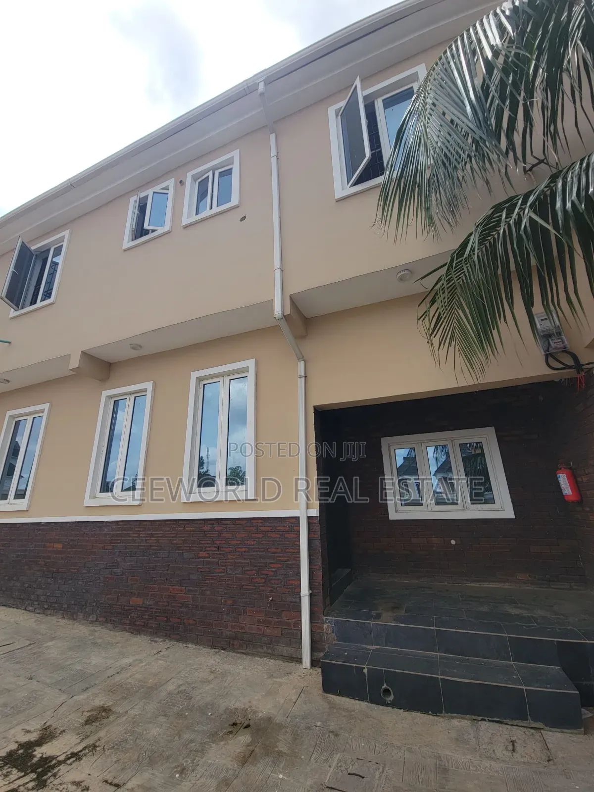 3bdrm Duplex in Kolapo Ishola Gra for rent