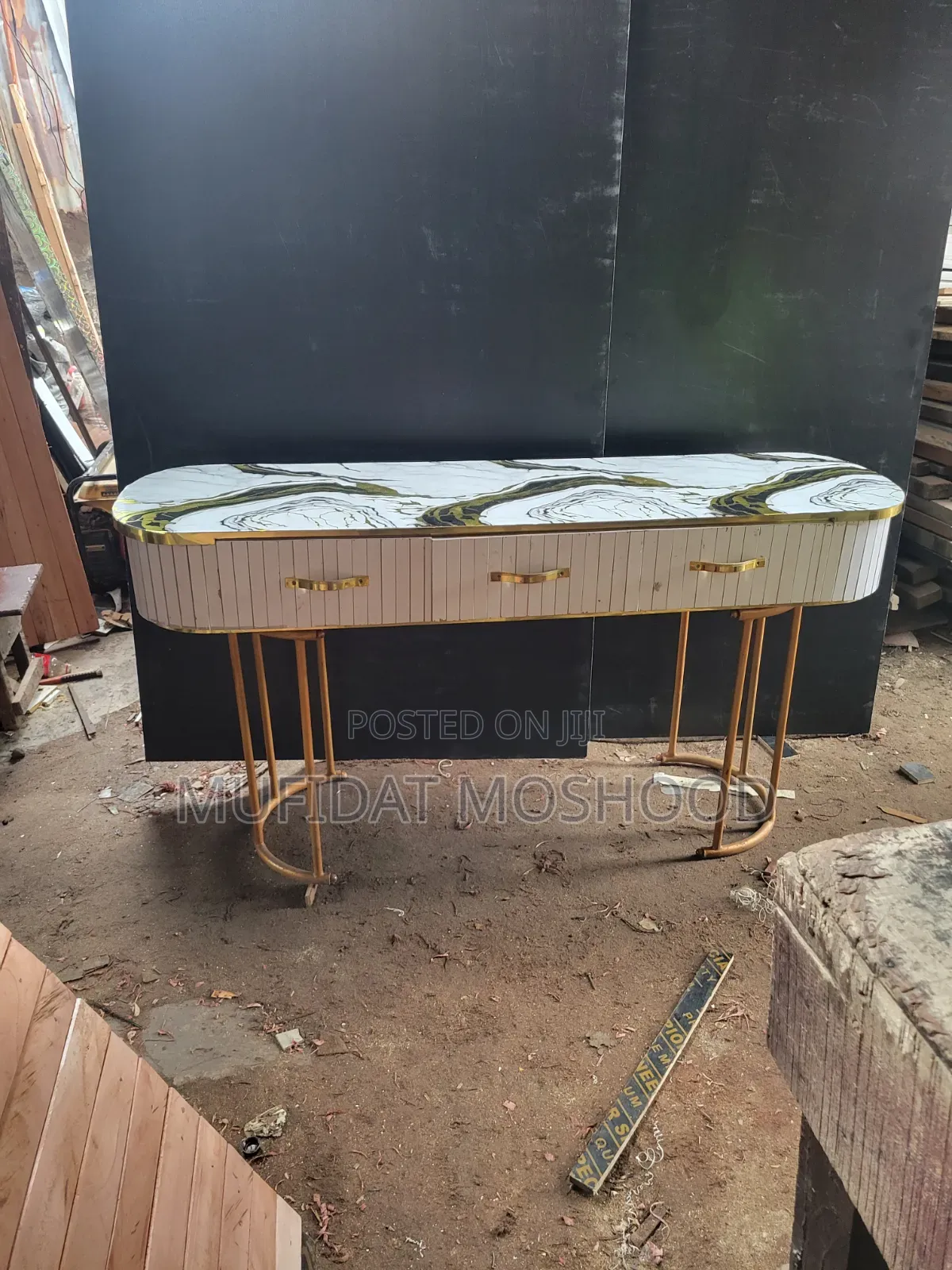 Salon Table With Iron Leg