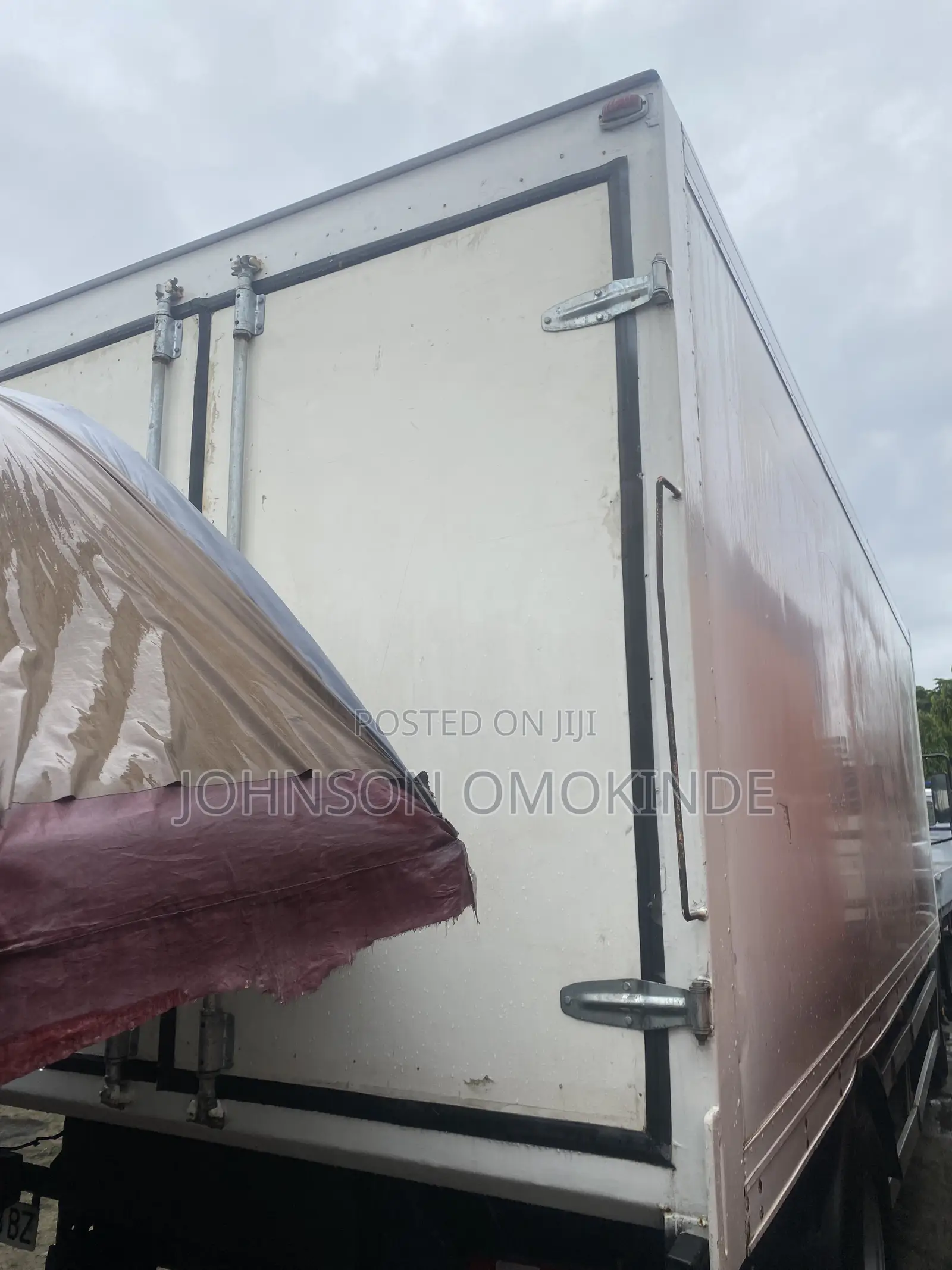 Mercedes Benz 1820 Cooling Van