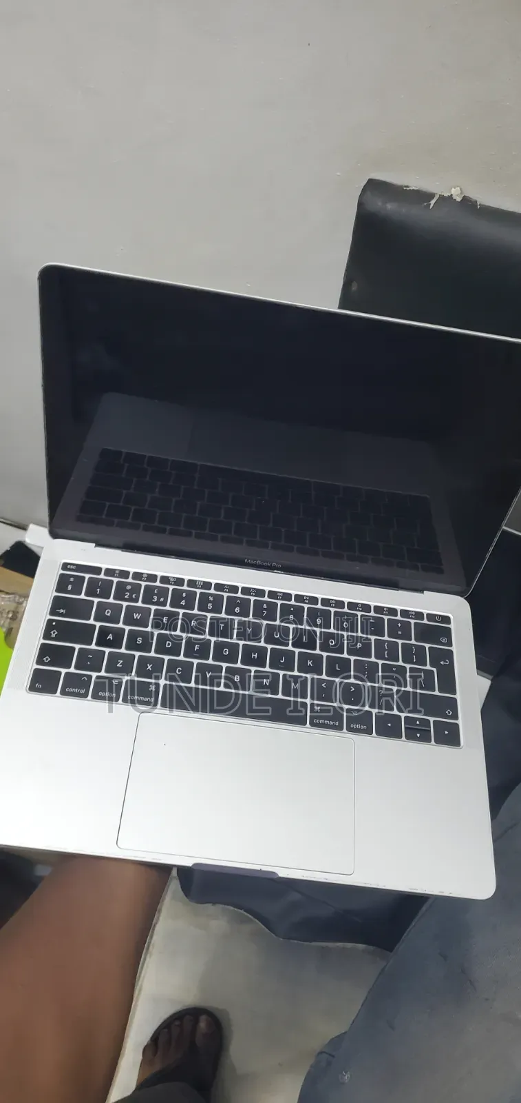 Laptop Apple MacBook Pro 2017 8GB Intel Core i5 SSD 512GB