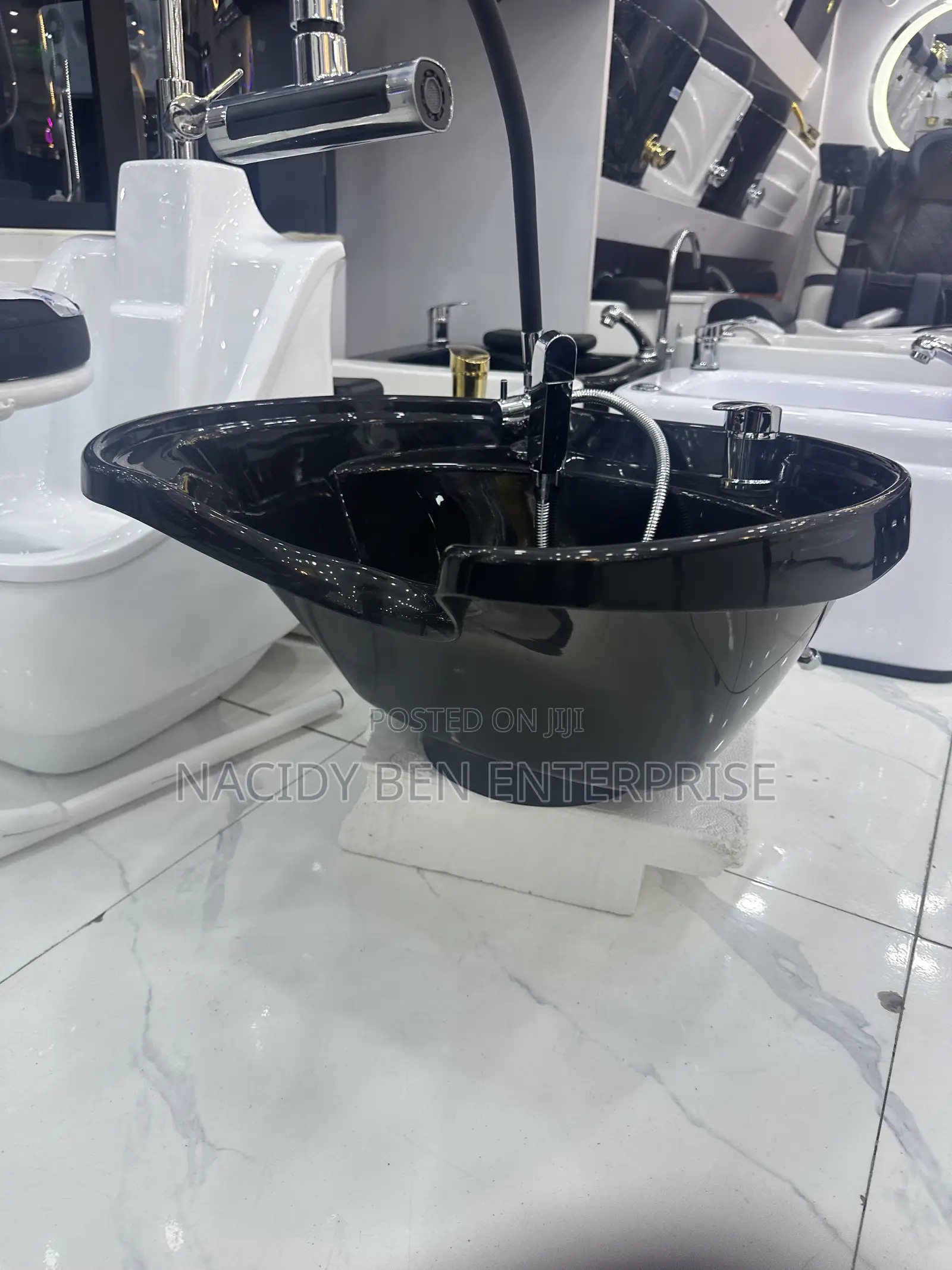 Ceramic Salon Hair Wash Basin