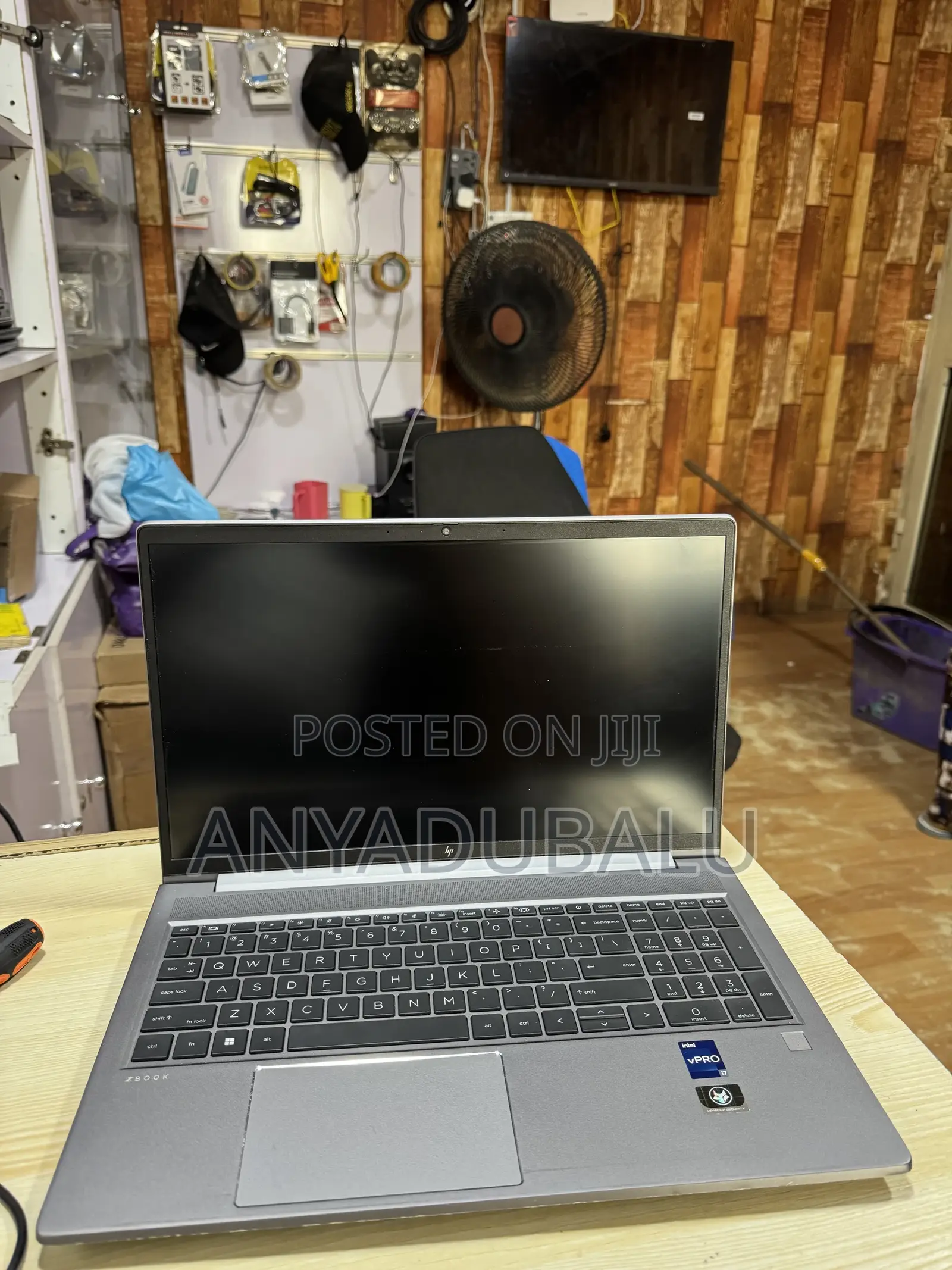 Laptop HP ZBook Power G9 i7 32GB Intel Core i7 SSD 512GB