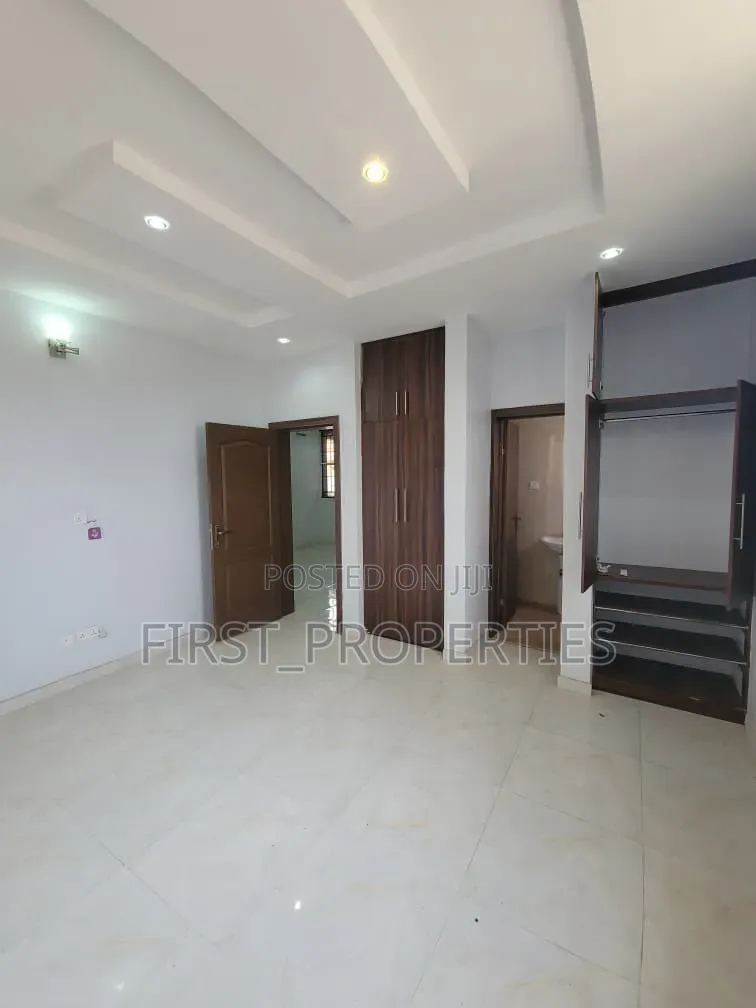 3bdrm Duplex in Kolapo Ishola Gra, Ibadan for rent