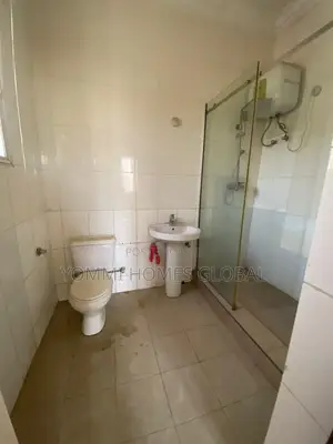 3bdrm Block of Flats in 4Th Avenue, Gwarinpa for rent