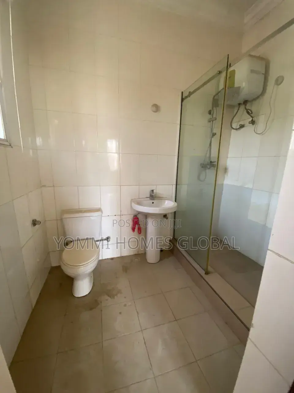3bdrm Block of Flats in 4Th Avenue, Gwarinpa for rent