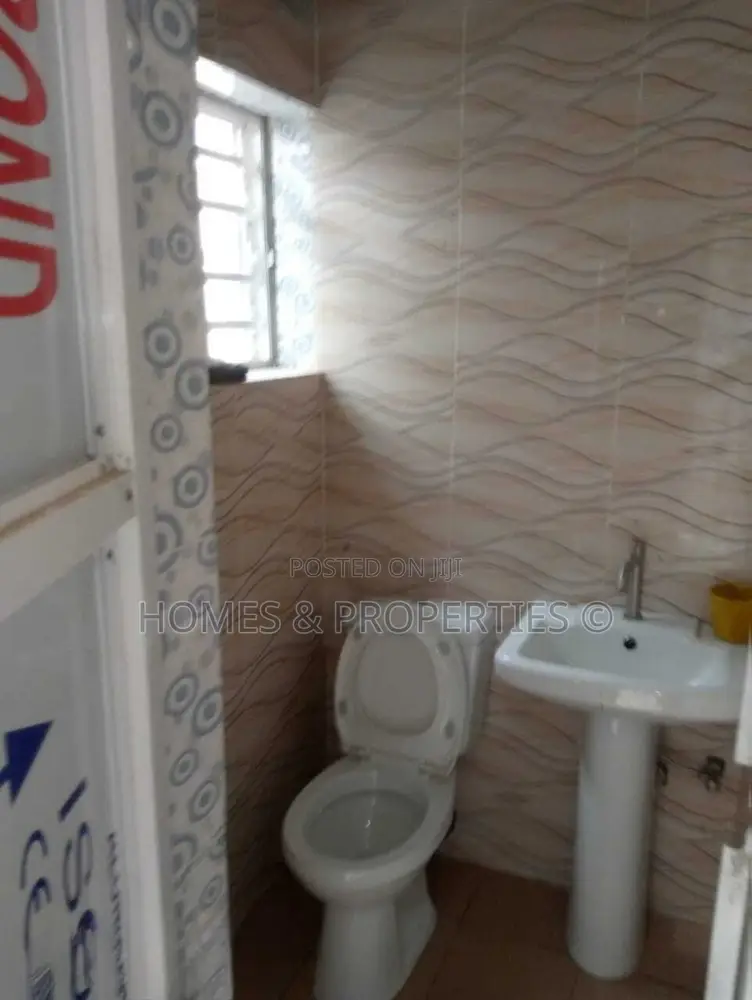 1bdrm Apartment in Oluwa Abijo Gra for rent