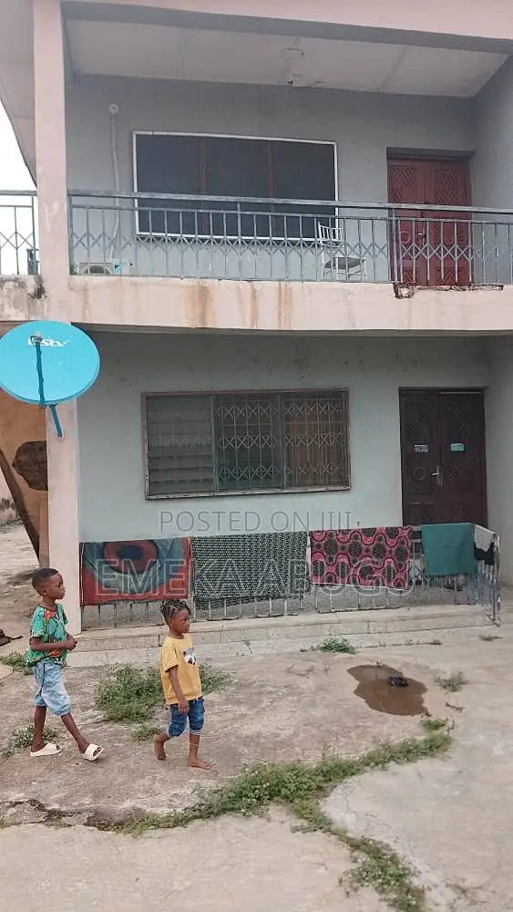 3bdrm Block of Flats in Johnson Awe, Oluyole for sale