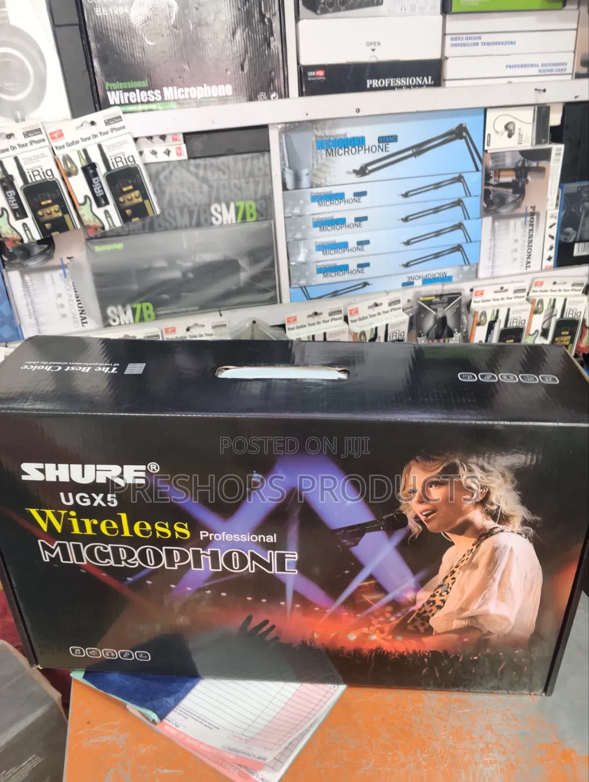 Professional Ugx5 Shure 4in1 Wireless Microphone System