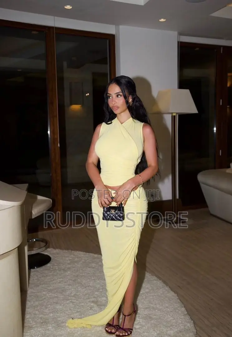 Elegant Sleeveless Pleated Two-Piece Skirt Set