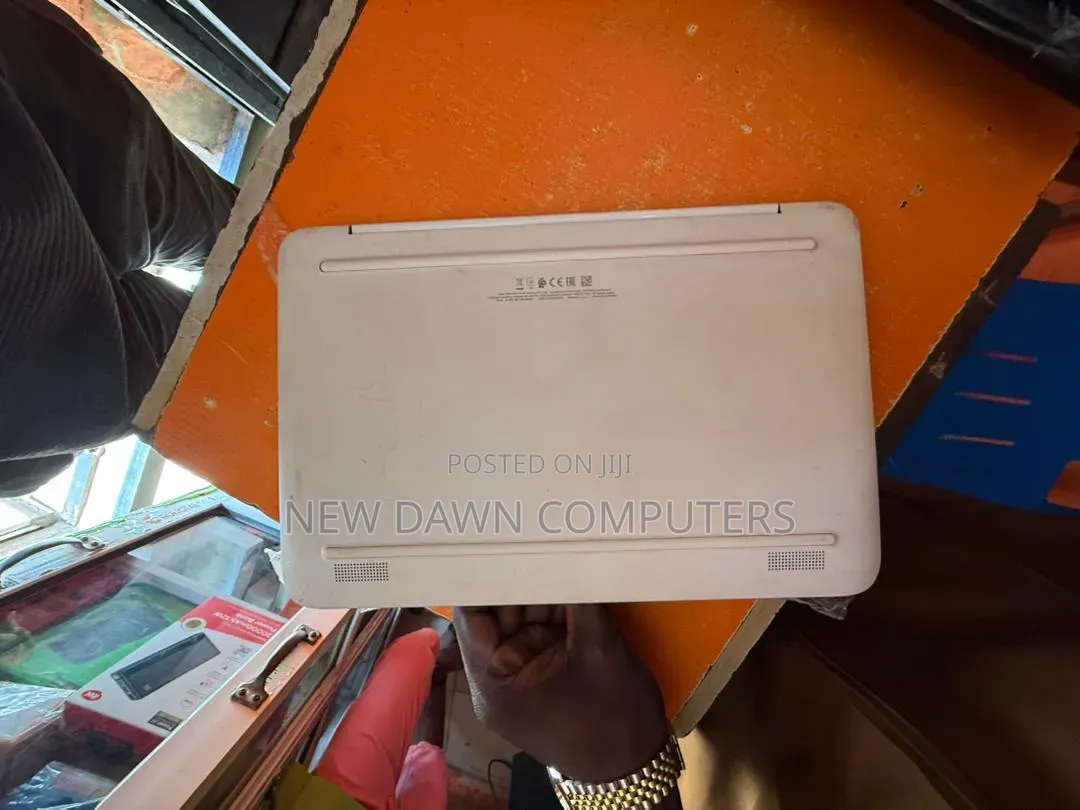 Laptop HP Stream 11 4GB Intel SSD 16 GB